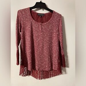 Almost Famous Junior Light weight sweater